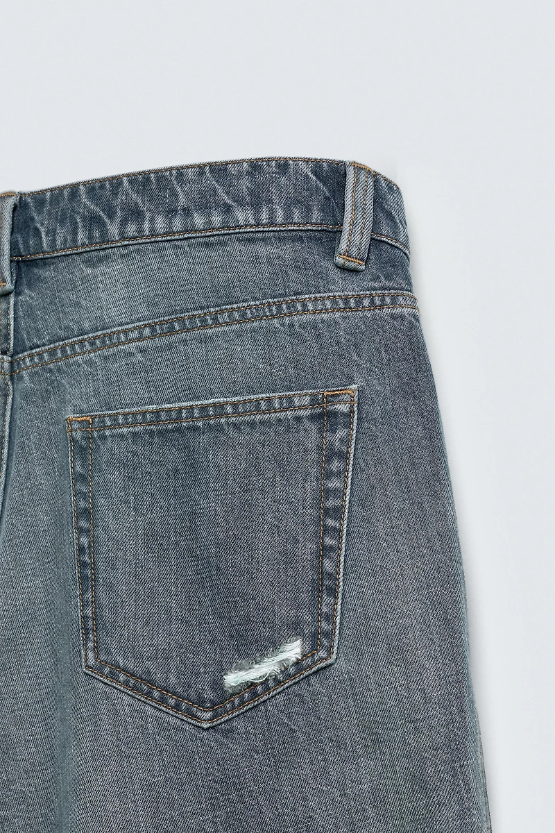 BERMUDA EN DENIM DÉCHIRÉ