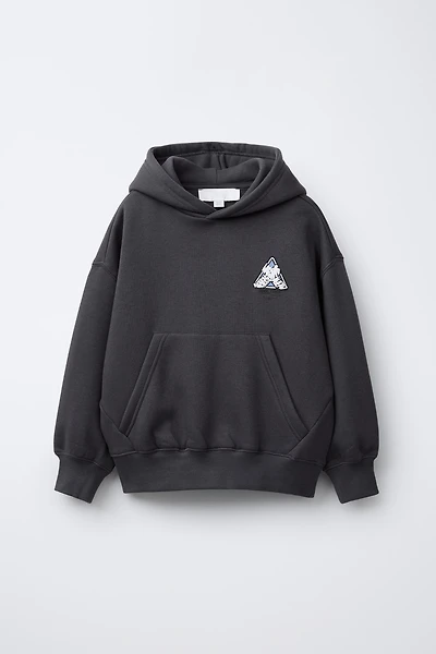 RAISED PRINT HOODIE SWEATSHIRT
