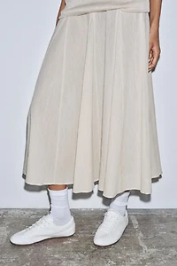 SOFT CONTRAST SKIRT