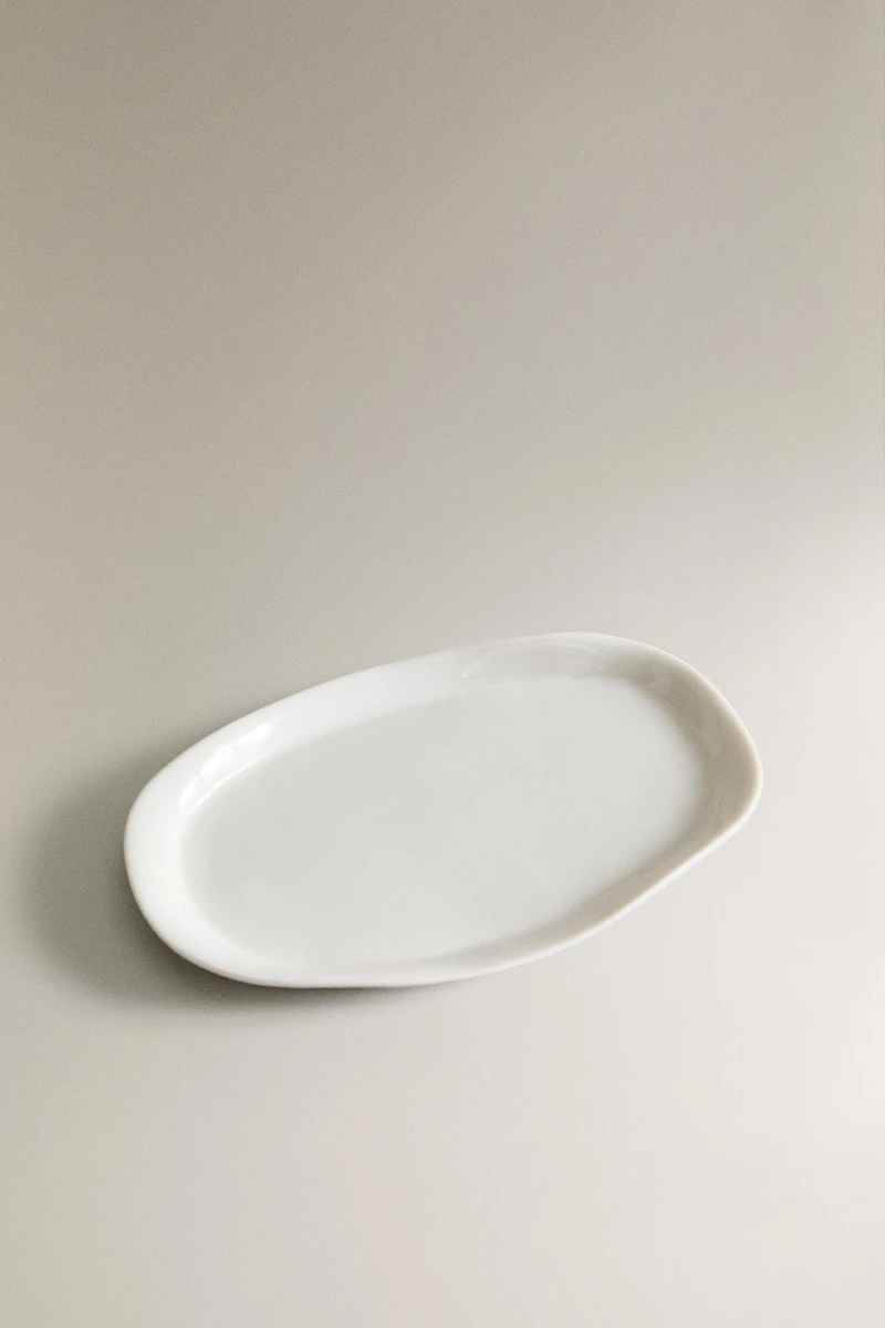 TEXTURED BATHROOM SOAP DISH