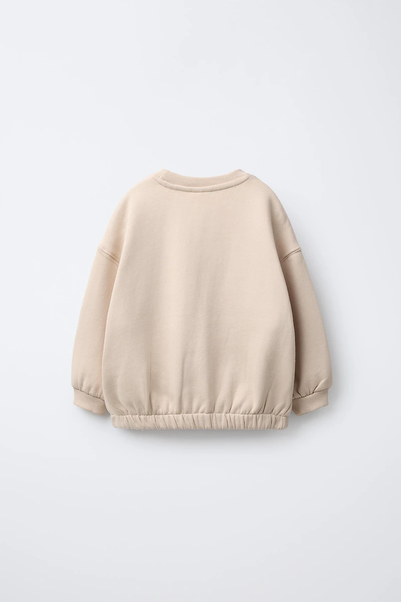 CONTRAST EMBROIDERED SWEATSHIRT