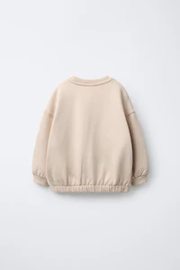 CONTRAST EMBROIDERED SWEATSHIRT