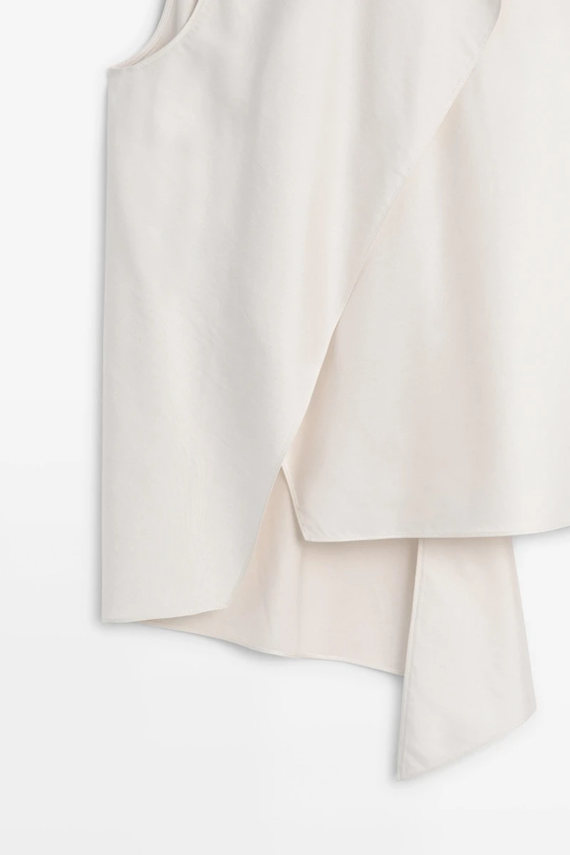 Asymmetric wrap top - STUDIO