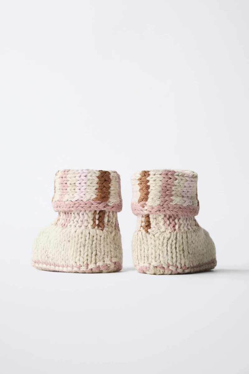KNIT BOOTIES