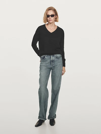 Knit 100% cashmere V-neck sweater