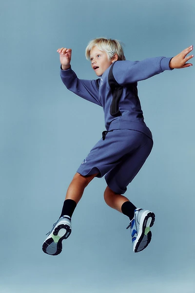 MESH SNEAKERS