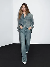 High-waist wide-leg jeans