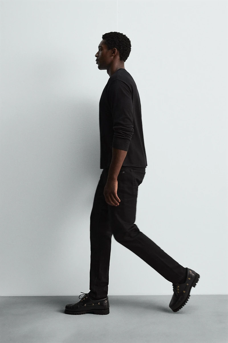SLIM FIT JEANS