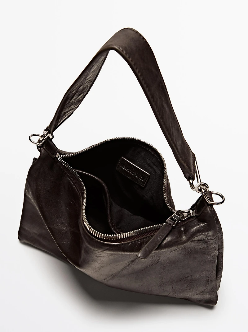 Small nappa leather bag with compartments