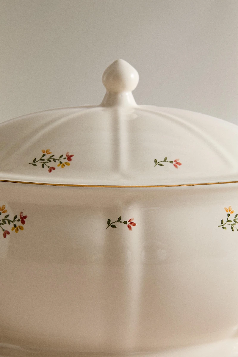FLORAL PORCELAIN SOUP TUREEN