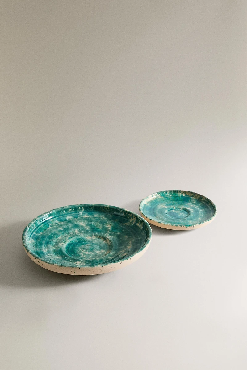 DECORATIVE TERRACOTTA TRAY