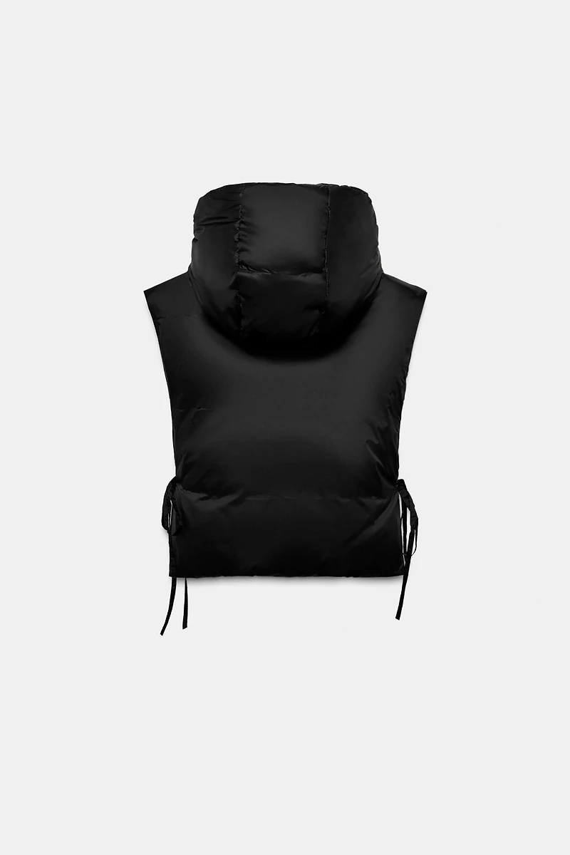 GILET EN PLUMES ET DUVET AVEC LACETS