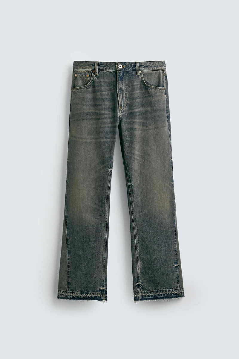 FLARE FIT JEANS