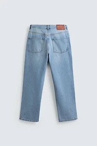 STRAIGHT FIT JEANS