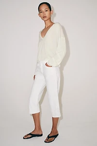 ZW COLLECTION EMBROIDERED MID-RISE CAPRI JEANS
