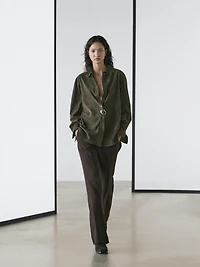 Chemisier coutures en cuir finition daim