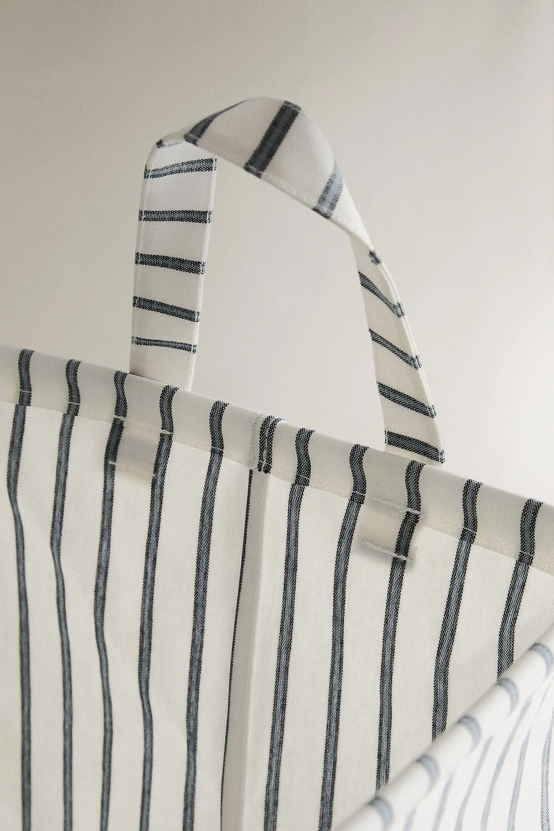 STRIPED LAUNDRY BASKET