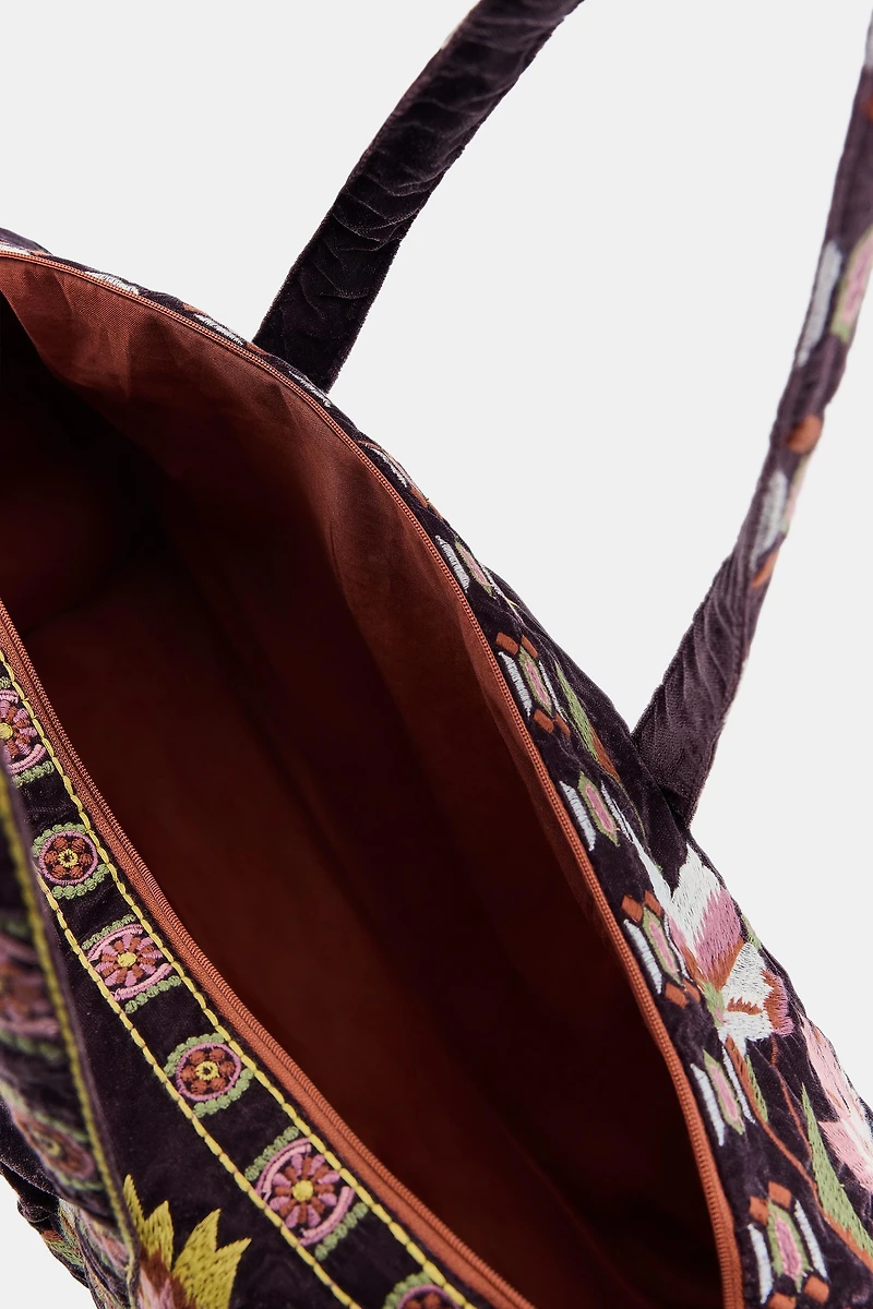 SAC MATELASSÉ EN VELOURS BRODERIES FLEURS