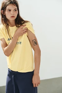 YELLOW TEXT T-SHIRT