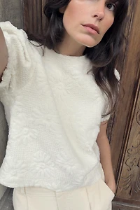 PUFF SLEEVE KNIT TOP