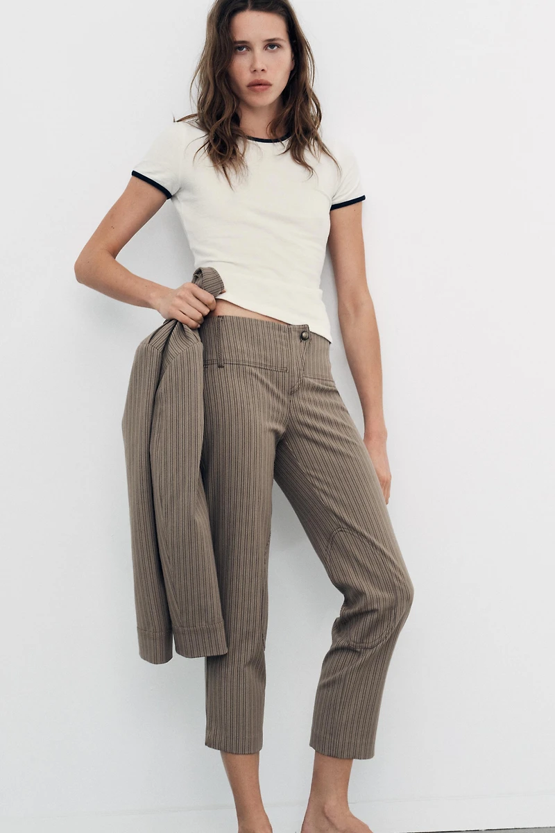 PINSTRIPE CAPRI PANTS