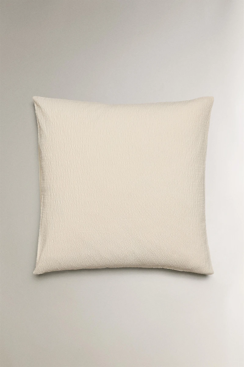 TEXTURED PILLOWCASE