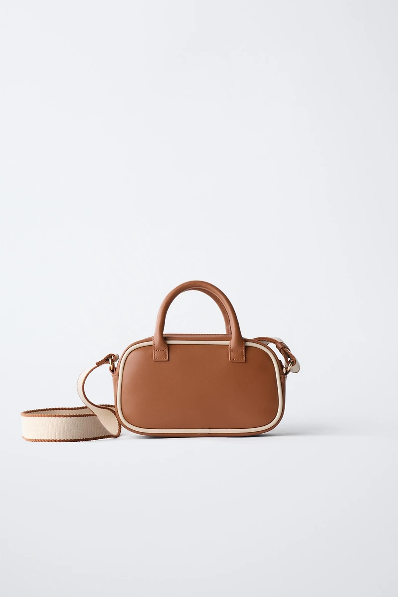 CHARM CROSSBODY BAG