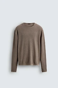 WASHED TEXTURED SWEATER