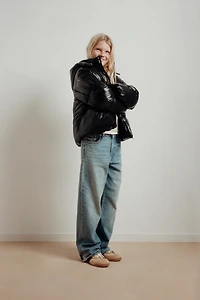 SHINY HOODED PUFFER JACKET WITH FAUX FUR LINING