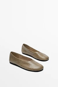 Round toe leather ballerinas