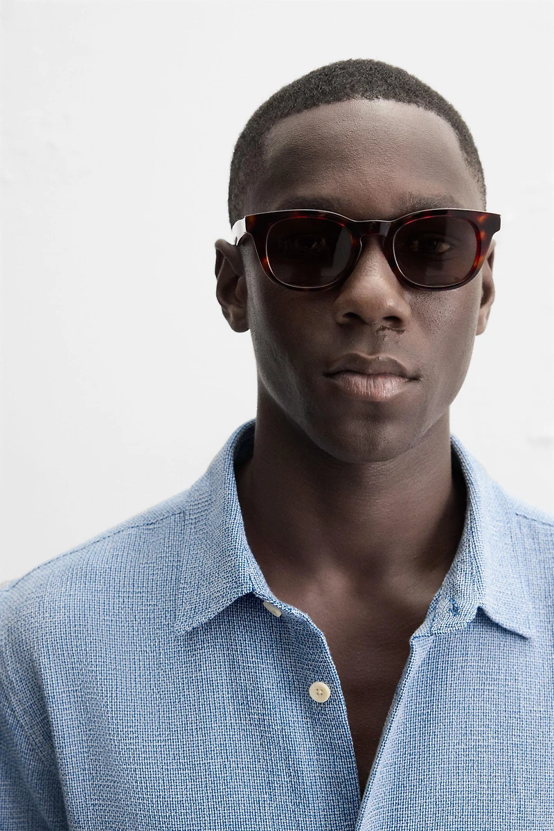 REGULAR FIT TEXTURED SHIRT