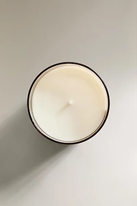 (250 G) RIVER VIOLET SCENTED CANDLE