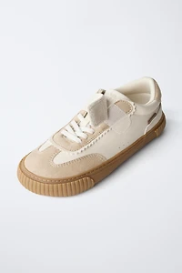 BAREFOOT SNEAKERS