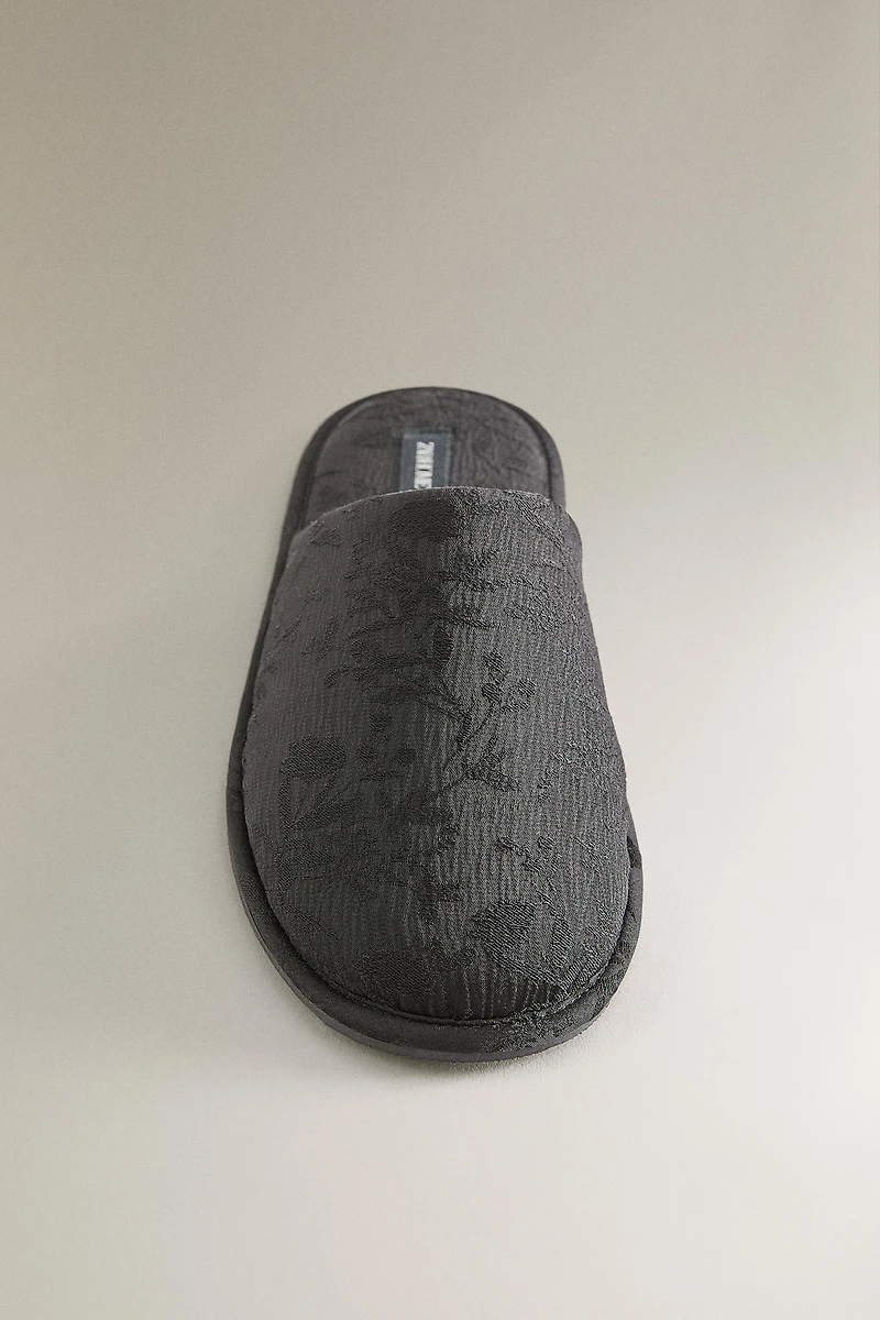 JACQUARD MULE SLIPPERS