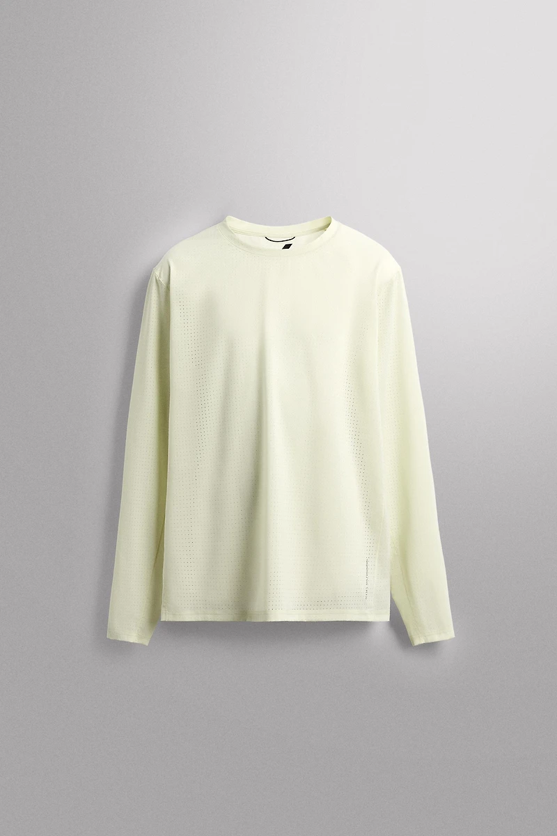 LONG SLEEVE PERFORATED T-SHIRT