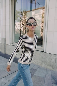 RUFFLED KNIT CARDIGAN