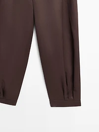 Barrel fit trousers