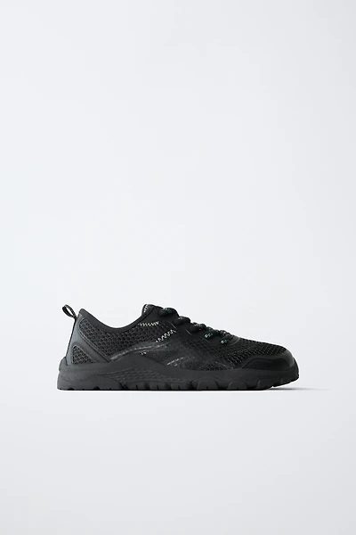 BAREFOOT MESH SNEAKERS