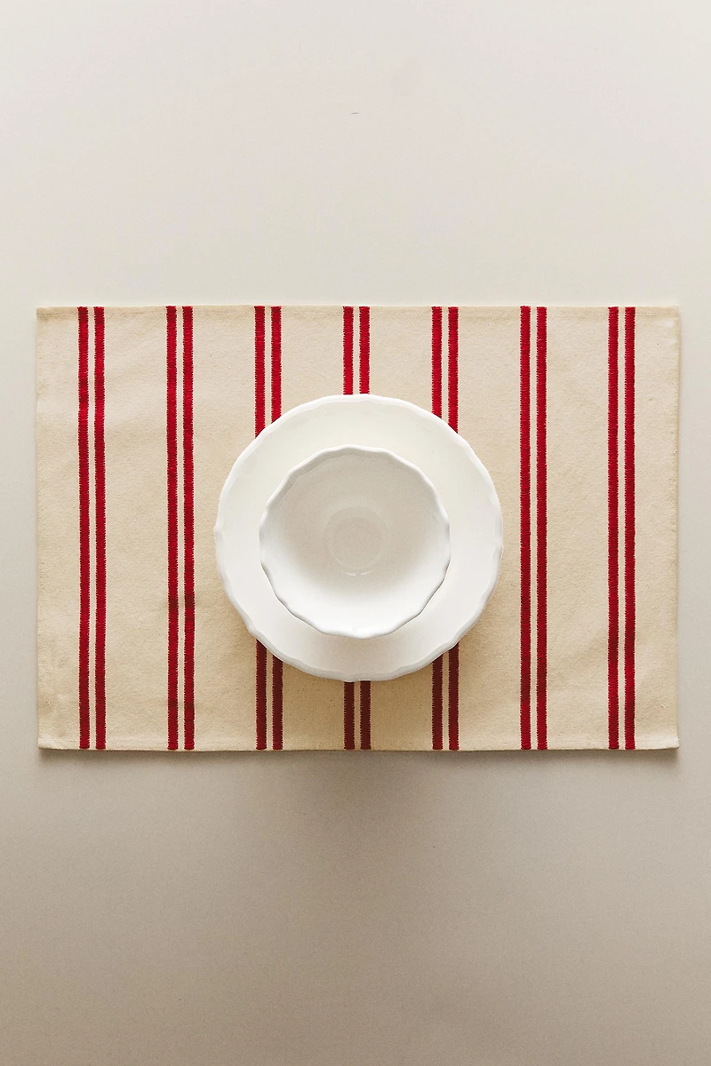 SET DE TABLE DOUBLE RAYURE BRODÉE