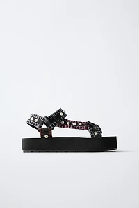 EMBROIDERED FLORAL SANDALS