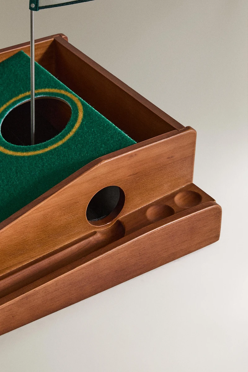 JEU MINI-GOLF