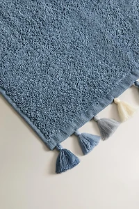 BATH TOWEL WITH TASSELS