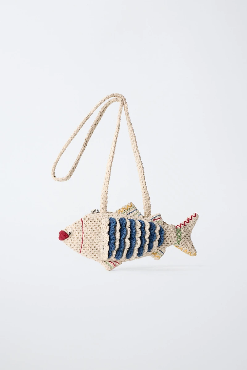 CROCHET FISH CROSSBODY BAG