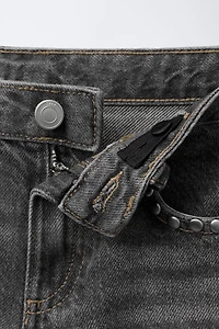 JEAN DROIT AVEC CLOUS