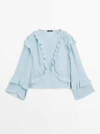 Flowing blouse with ruffles