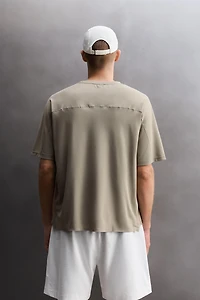TECHNICAL PIQUÉ TEXTURE T-SHIRT