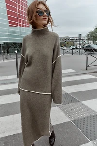 CONTRAST PIPED KNIT MIDI SKIRT