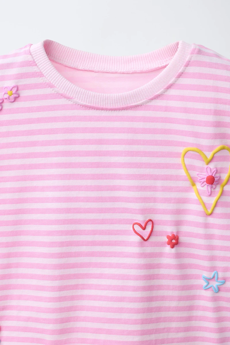 STRIPED T-SHIRT WITH EMBOSSED DETAILS