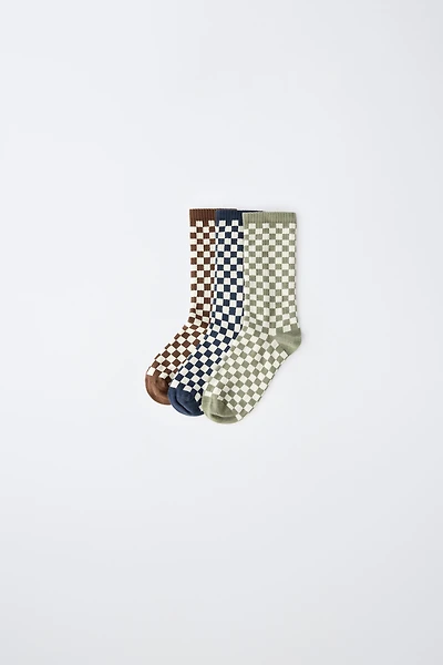 THREE-PACK OF CHECKERED LONG SOCKS