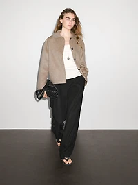 Manteau court laine avec boutons